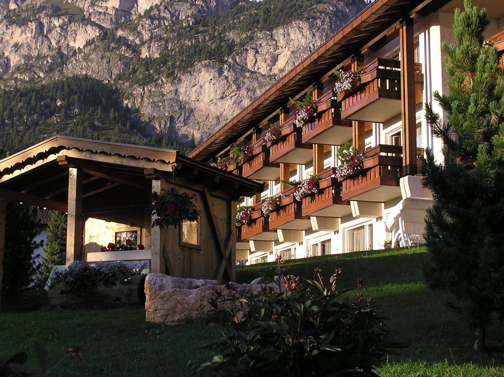 Residence Isabell Selva di Val Gardena Exterior photo